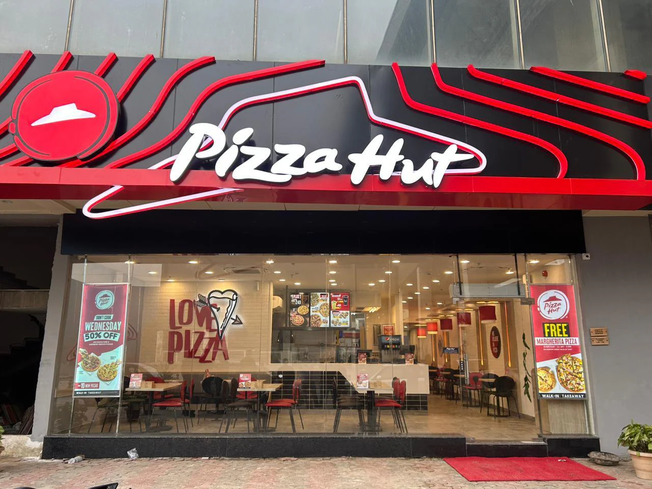 Pizza Hut - Multi Location